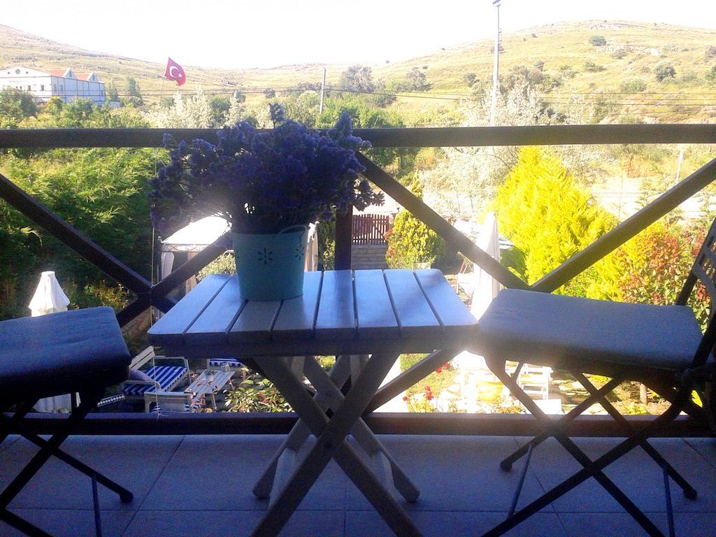 Ege Han Hotel Bozcaada Bagian luar foto