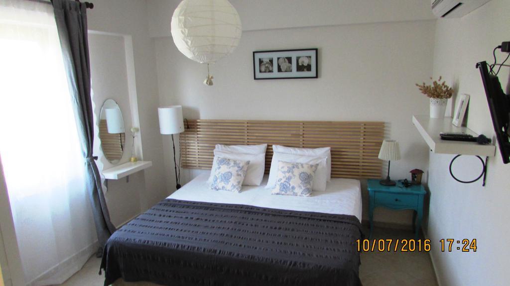Ege Han Hotel Bozcaada Bagian luar foto