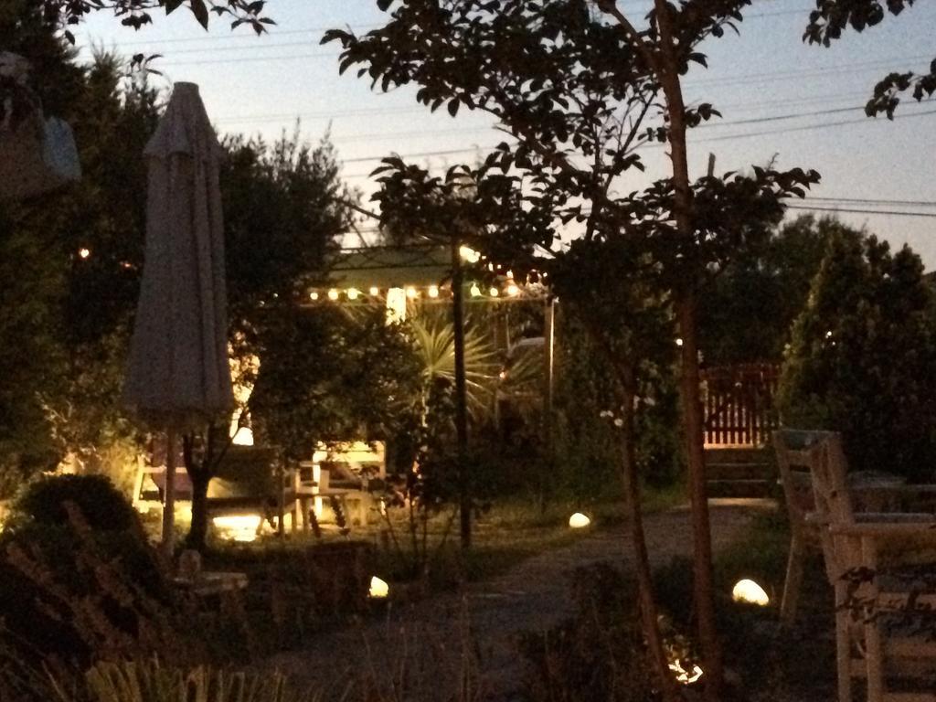 Ege Han Hotel Bozcaada Bagian luar foto